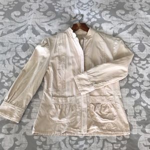 Adorable fitted corduroy jacket